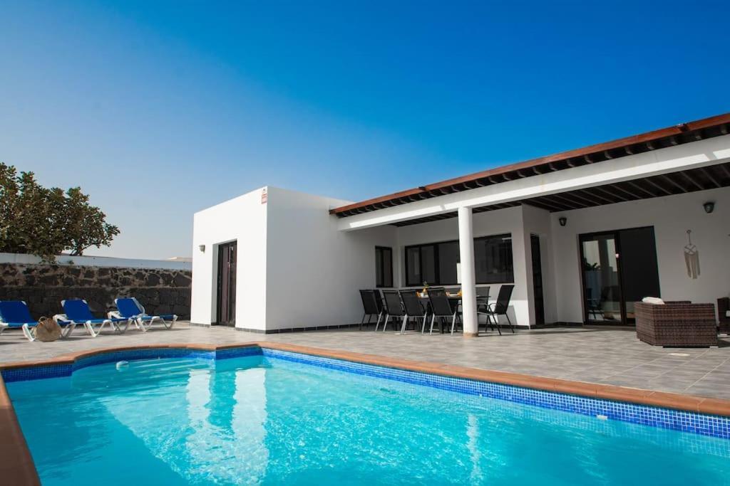 Casa Marlay Spacious, Heated Pool, Bbq & Fast Wi-Fi Only 15 Minutes Walk To Town Коста Бланка Экстерьер фото