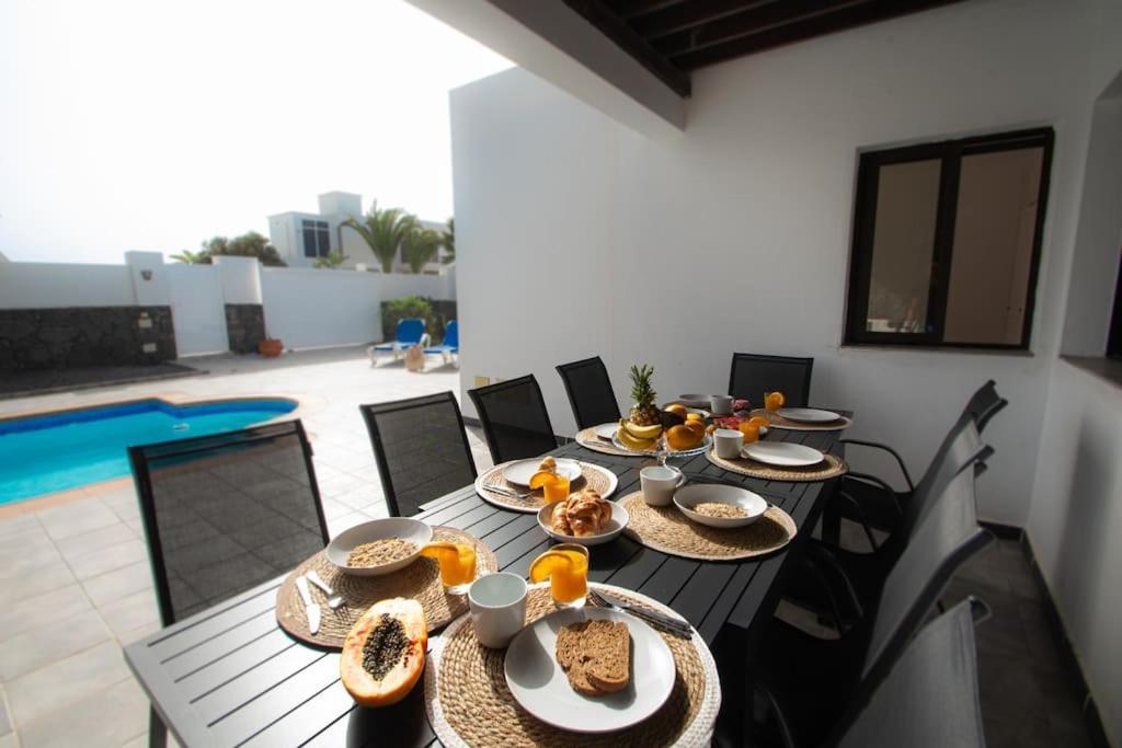 Casa Marlay Spacious, Heated Pool, Bbq & Fast Wi-Fi Only 15 Minutes Walk To Town Коста Бланка Экстерьер фото